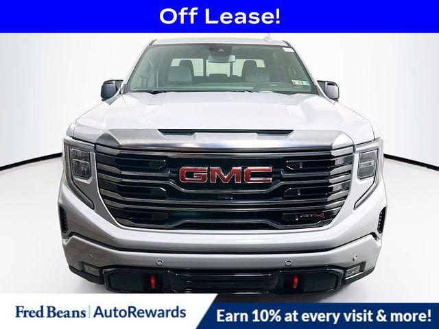 Used 2024 GMC Sierra 1500 AT4 w/ AT4 Preferred Package AWD/4WD image 2
