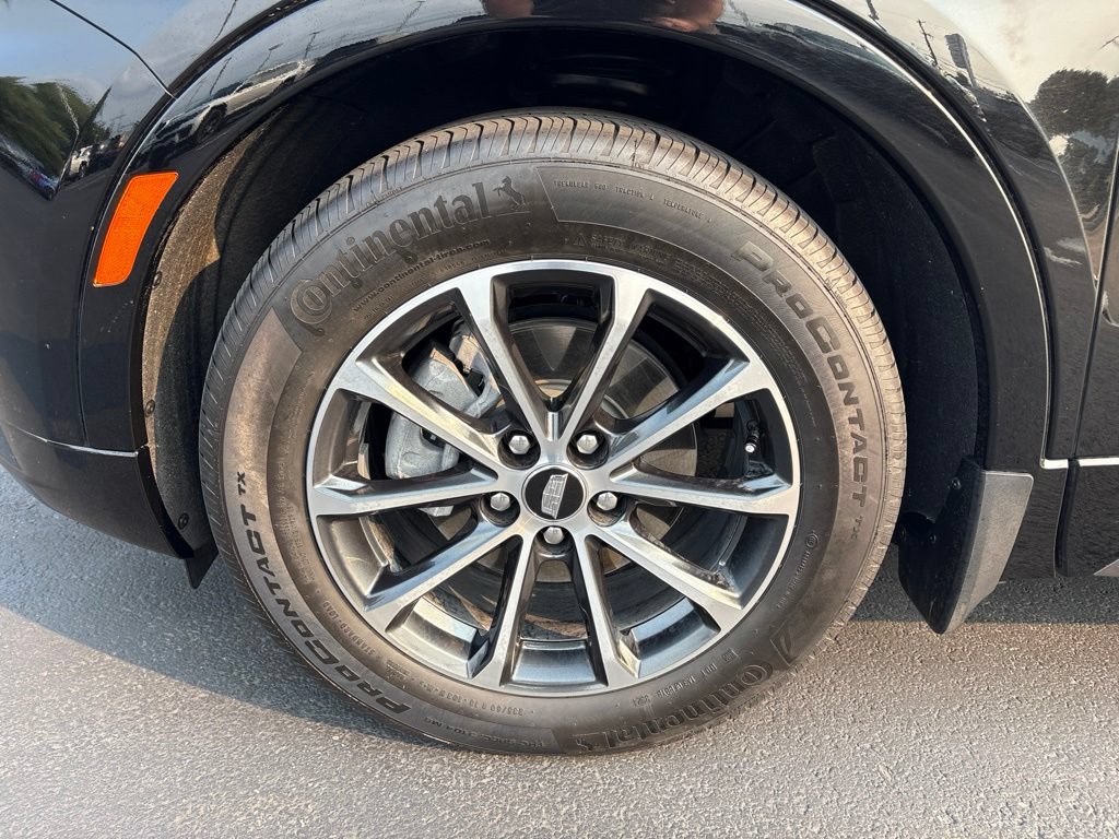 Used 2025 Cadillac XT4 Sport AWD/4WD image 9