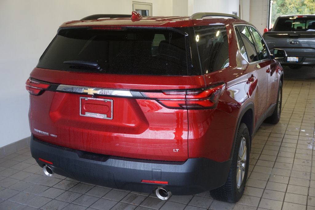 Used 2023 Chevrolet Traverse LT AWD/4WD image 15
