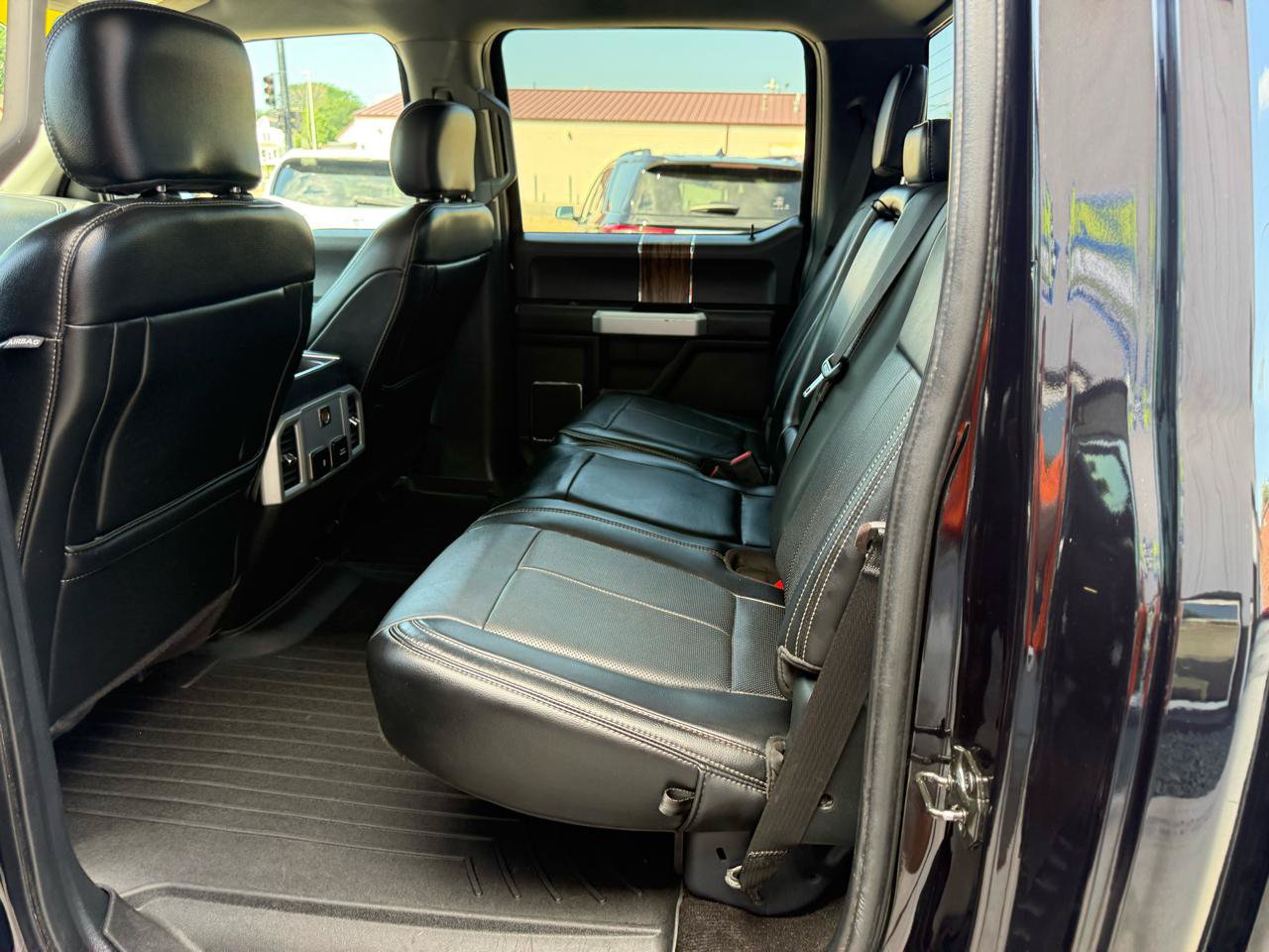 Used 2019 Ford F150 Lariat AWD/4WD image 13