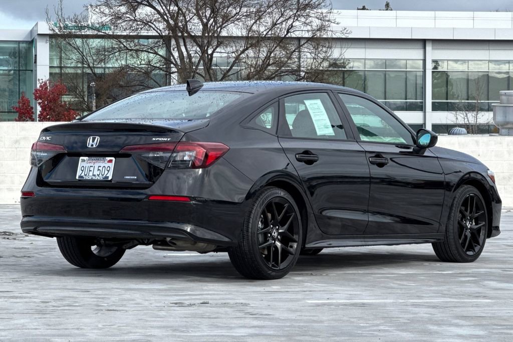 Certified 2025 Honda Civic Sport image 3