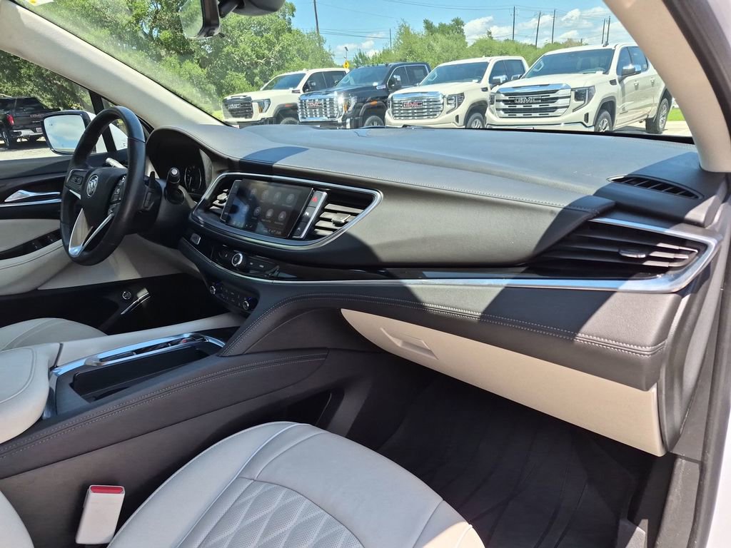 Used 2023 Buick Enclave Avenir w/ Avenir Technology Package FWD image 39