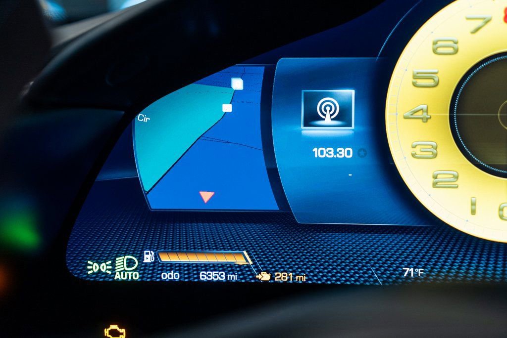 Certified 2022 Ferrari Roma RWD image 29