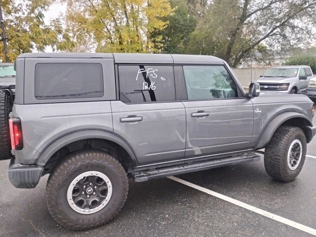 Used 2023 Ford Bronco Outer Banks w/ Sasquatch Package image 4