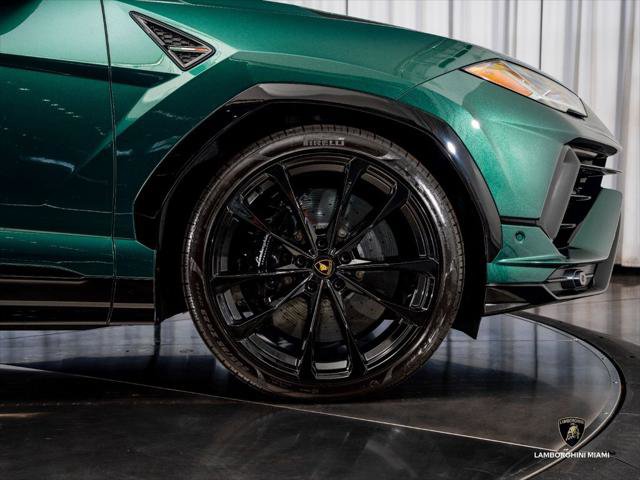 Used 2024 Lamborghini Urus S AWD/4WD image 15