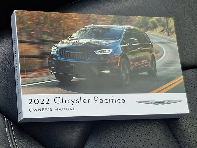 Used 2022 Chrysler Pacifica Touring-L AWD/4WD image 26