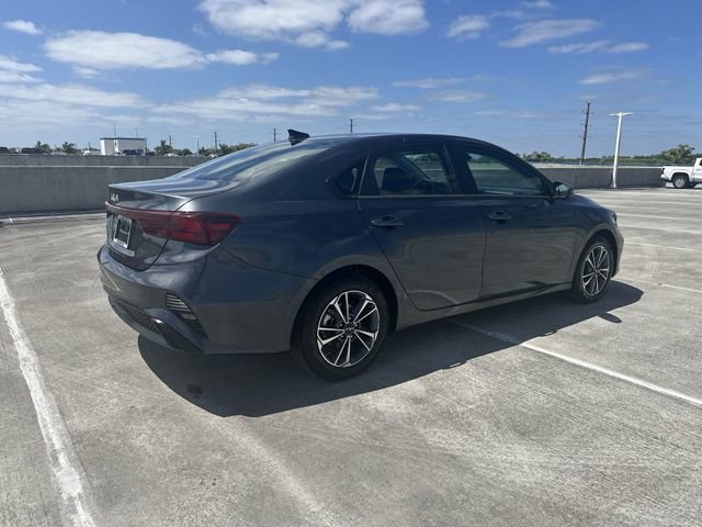 Used 2024 Kia Forte LXS FWD image 32