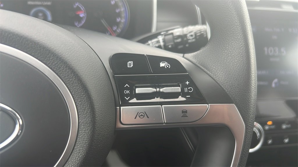 Used 2022 Hyundai Tucson SEL w/ Winter Package image 27