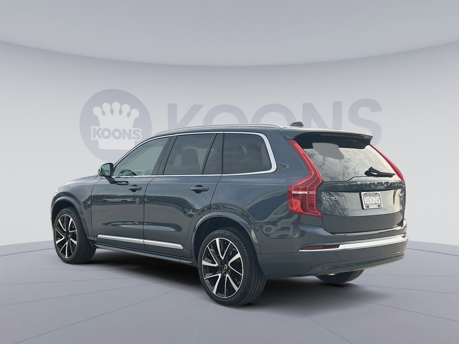 Certified 2023 Volvo XC90 B6 Plus w/ Protection Package Premier image 4