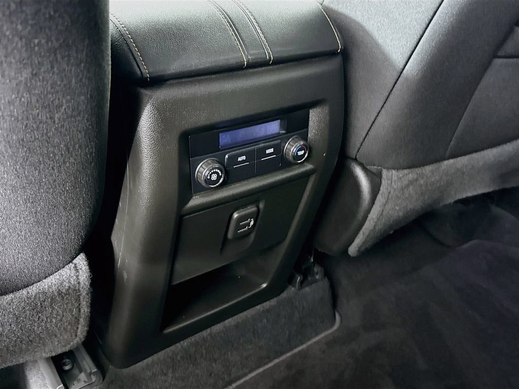 Used 2019 Chevrolet Traverse LS AWD/4WD image 27