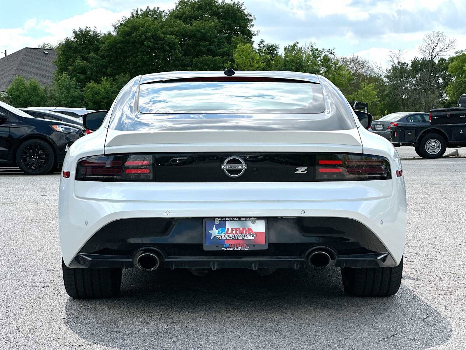 Used 2024 Nissan Z Performance w/ Floor Mat Package RWD image 14