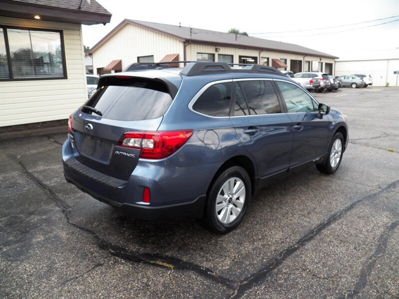Used 2015 Subaru Outback 2.5i Premium AWD/4WD image 4