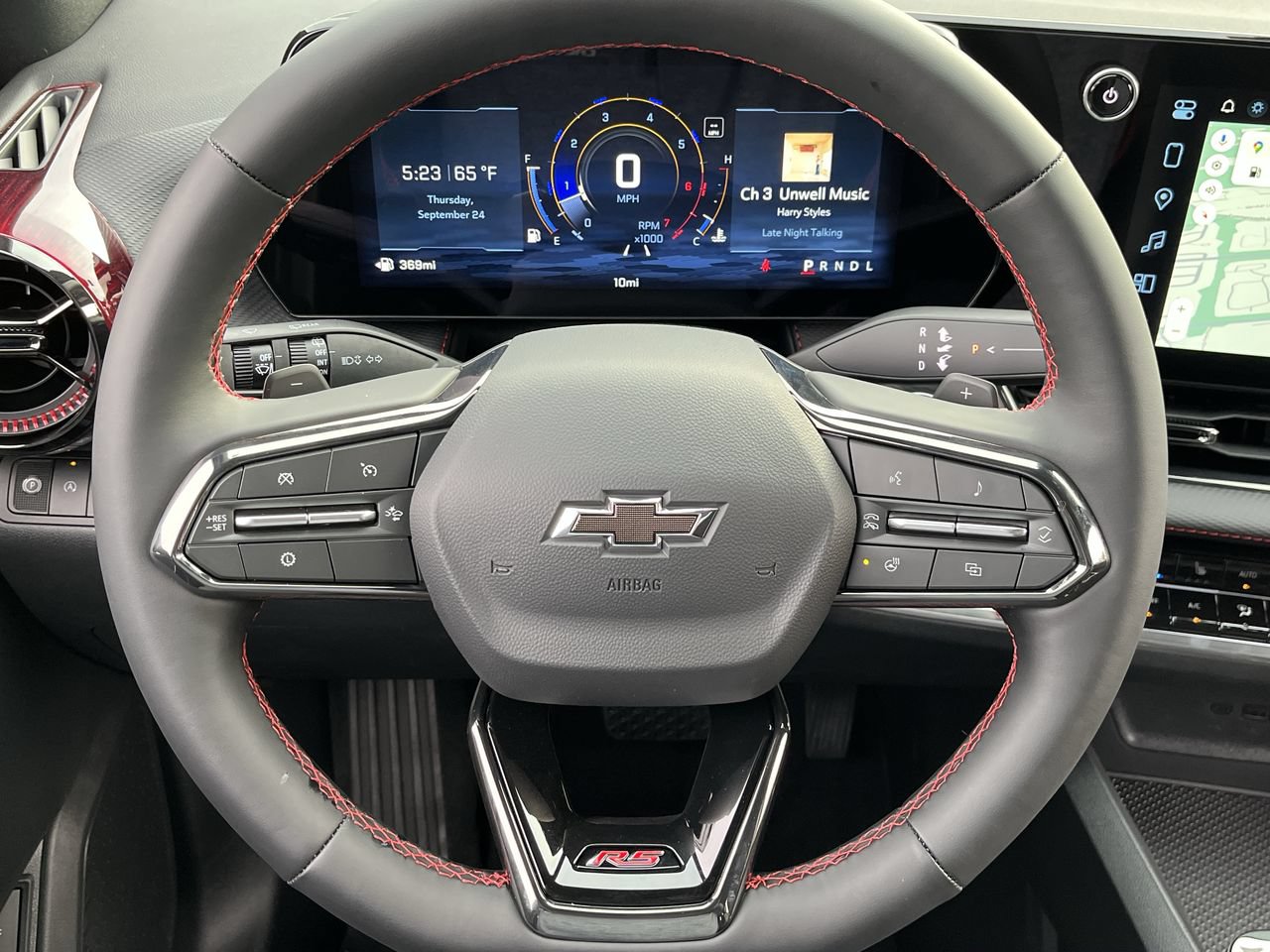 New 2027 Chevrolet Equinox RS w/ Safety and Technology Package FWD image 8
