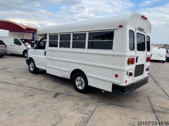 Used 2007 Chevrolet Express 3500 w/ School Bus Package RWD image 5