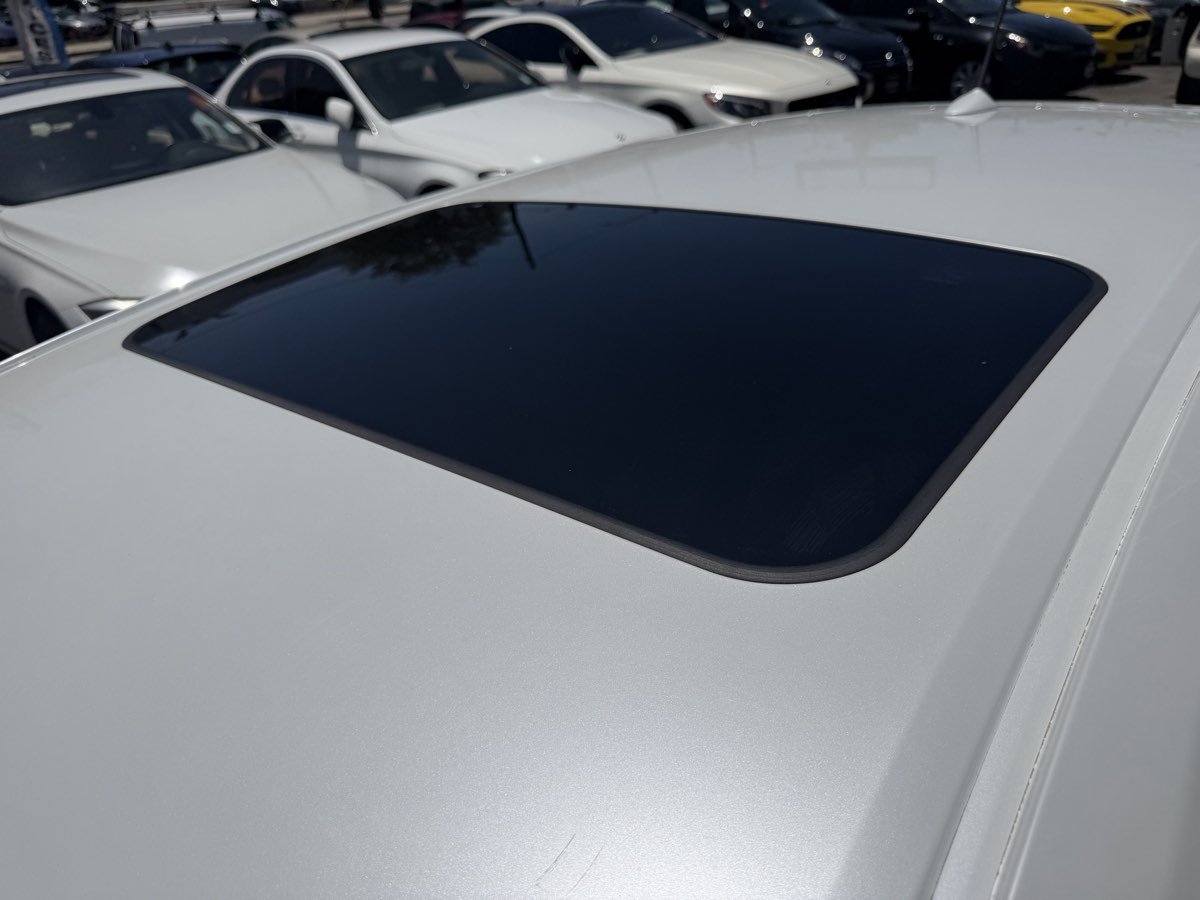 Used 2013 Lexus CT 200h FWD image 7