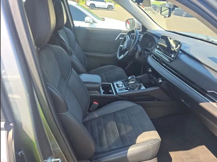 Used 2023 Mitsubishi Outlander SE FWD image 8