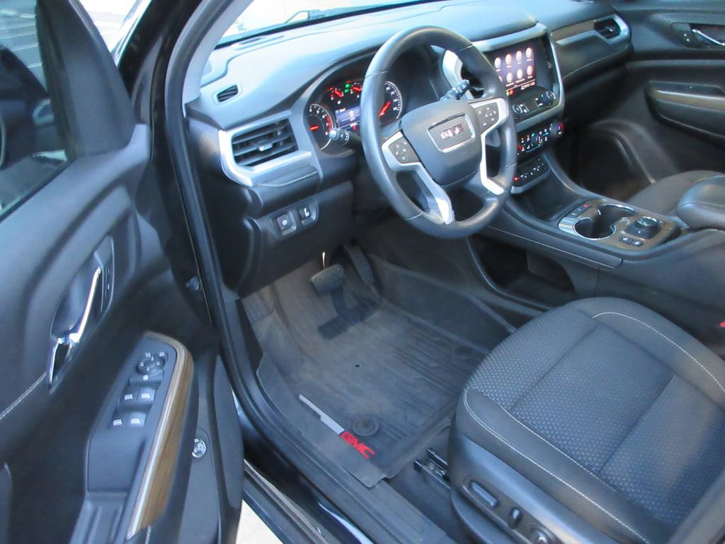 Certified 2023 GMC Acadia SLE w/ Driver Convenience Package FWD image 12