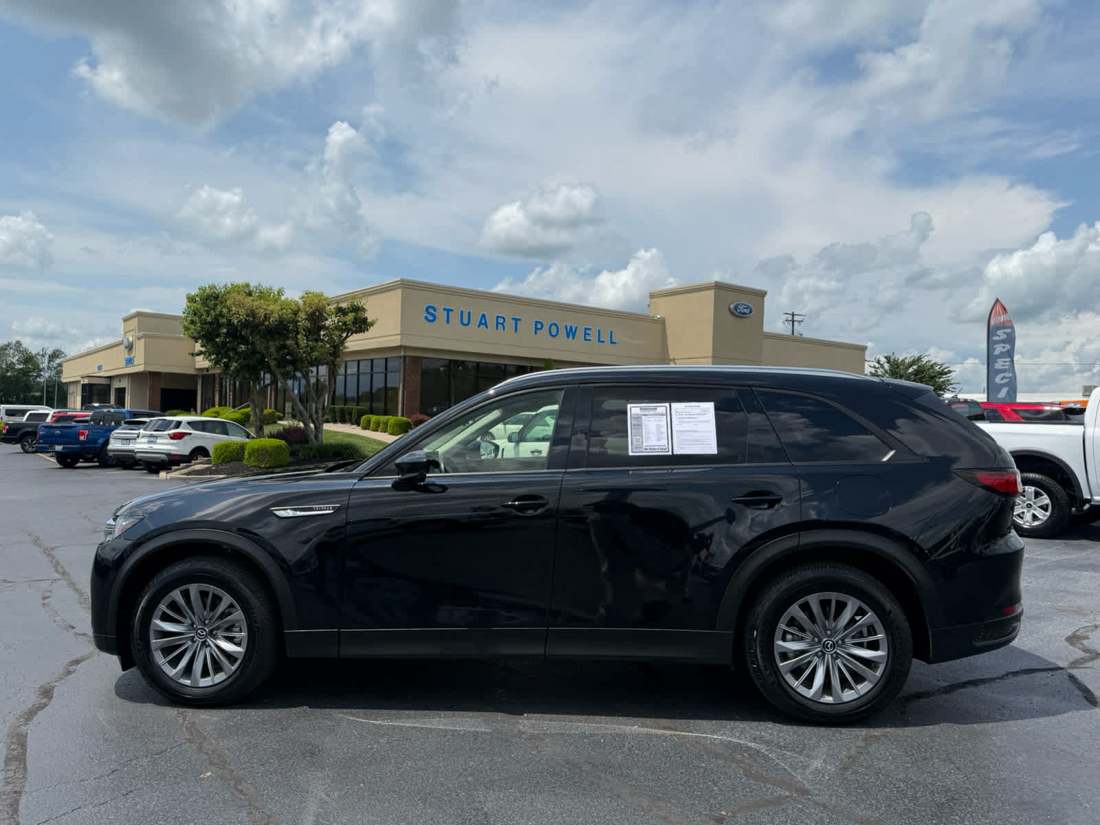 Used 2025 MAZDA CX-90 3.3 Turbo w/ Preferred Package AWD/4WD image 27