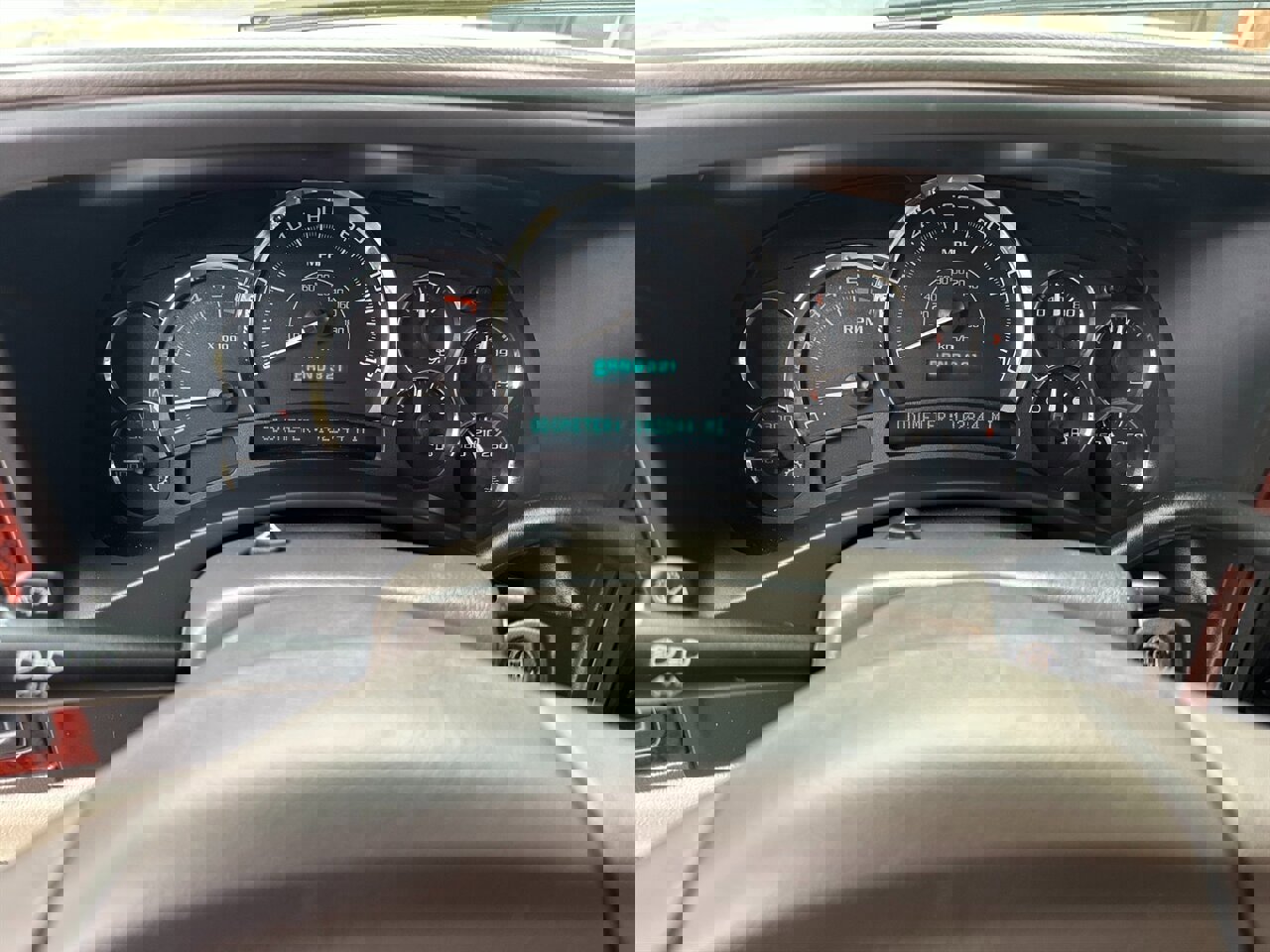 Used 2005 Cadillac Escalade AWD image 22