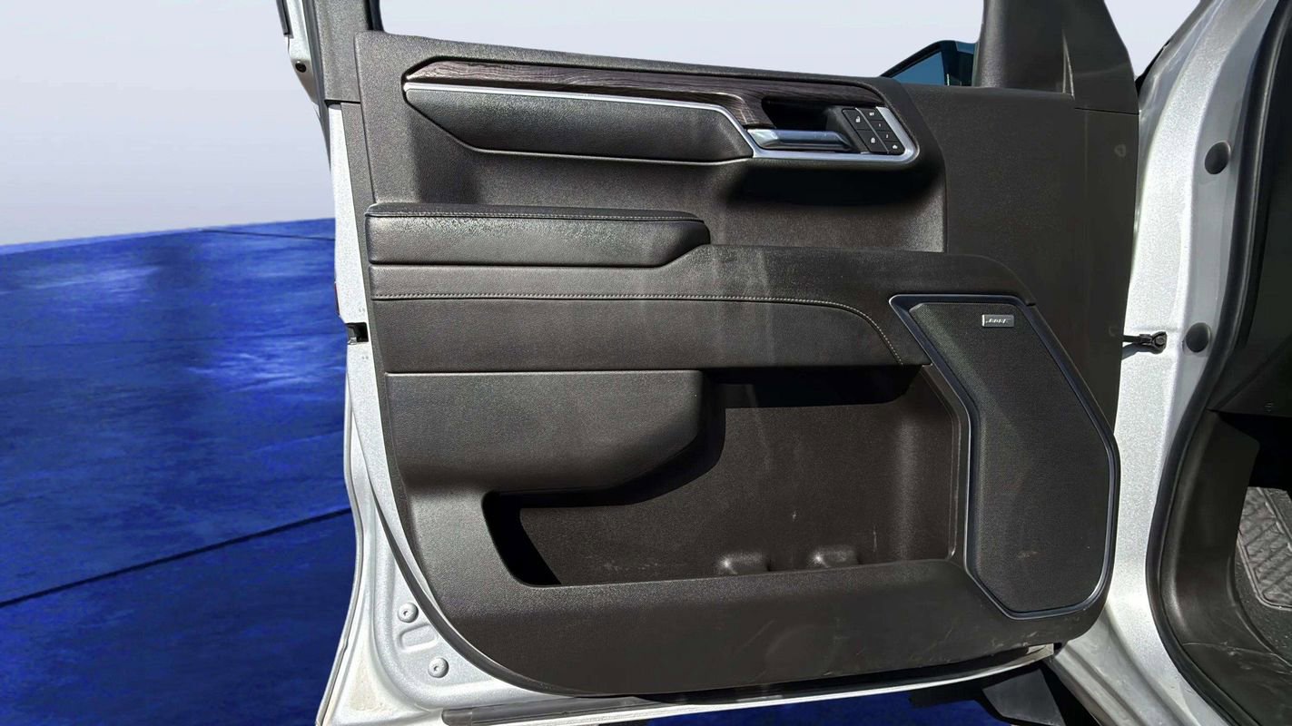 Used 2022 Chevrolet Silverado 1500 LTZ w/ LTZ Premium Package image 21