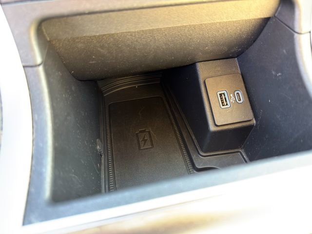 Used 2023 Ford Edge SEL w/ Convenience Package image 28