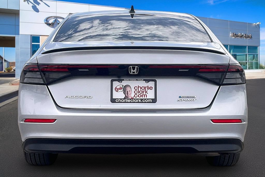 Used 2025 Honda Accord Sport image 4