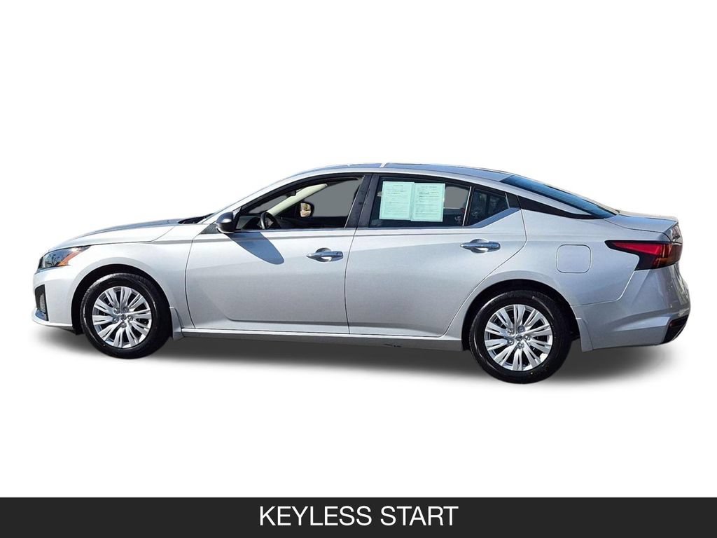 Used 2024 Nissan Altima 2.5 S FWD image 5