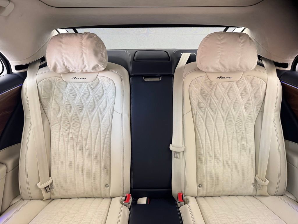 New 2026 Bentley Flying Spur Azure image 16