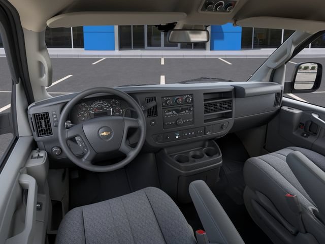 New 2026 Chevrolet Express 3500 LT w/ LT Preferred Equipment Group RWD image 15