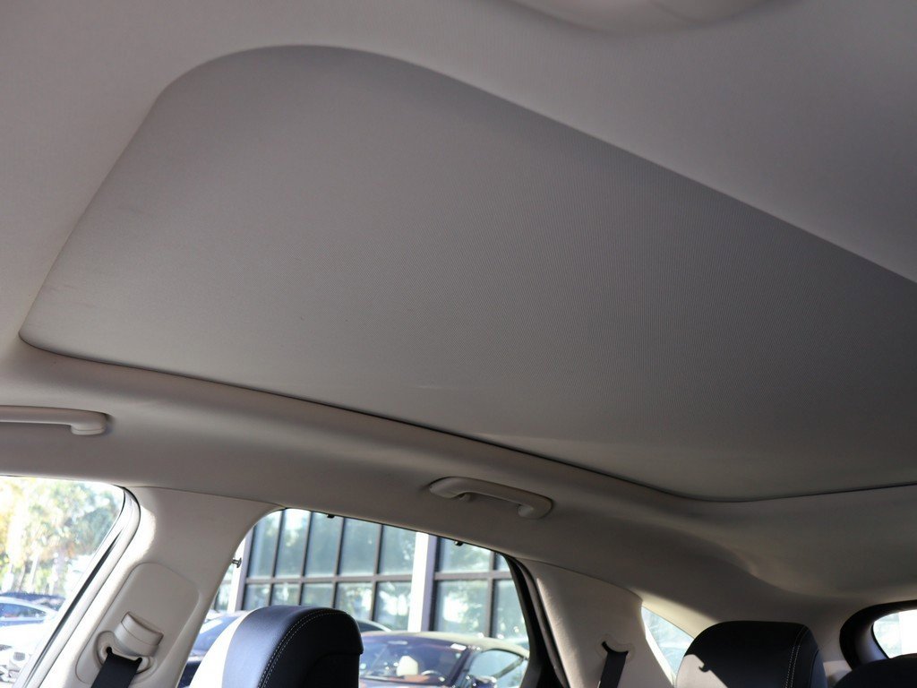 Used 2023 Genesis GV70 2.5T w/ Advanced Package image 24