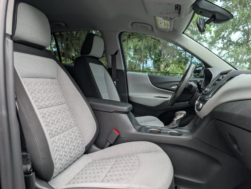 Used 2024 Chevrolet Equinox LS w/ Driver Confidence II Package FWD image 18