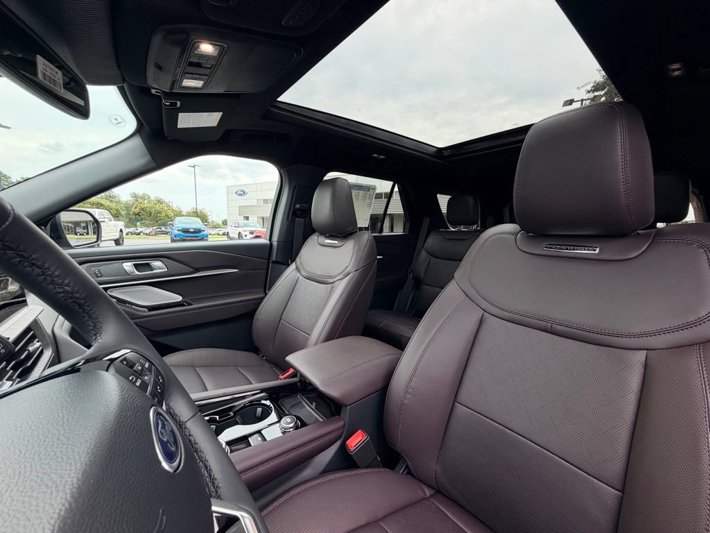 New 2026 Ford Explorer Platinum RWD image 21