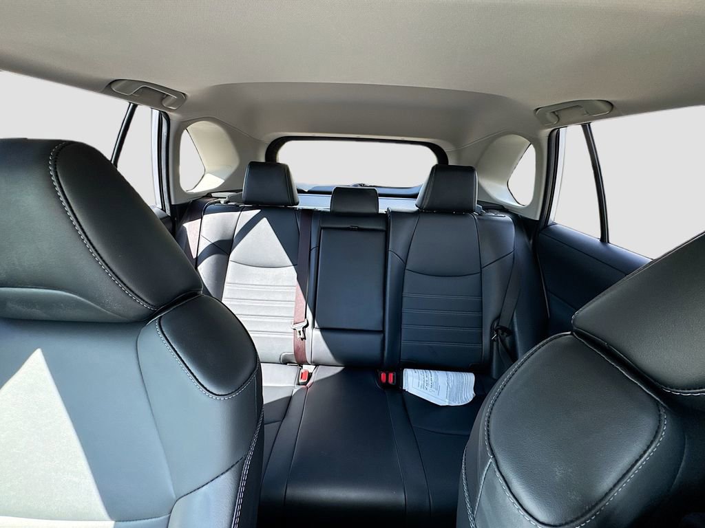 Used 2023 Toyota RAV4 XLE Premium image 24