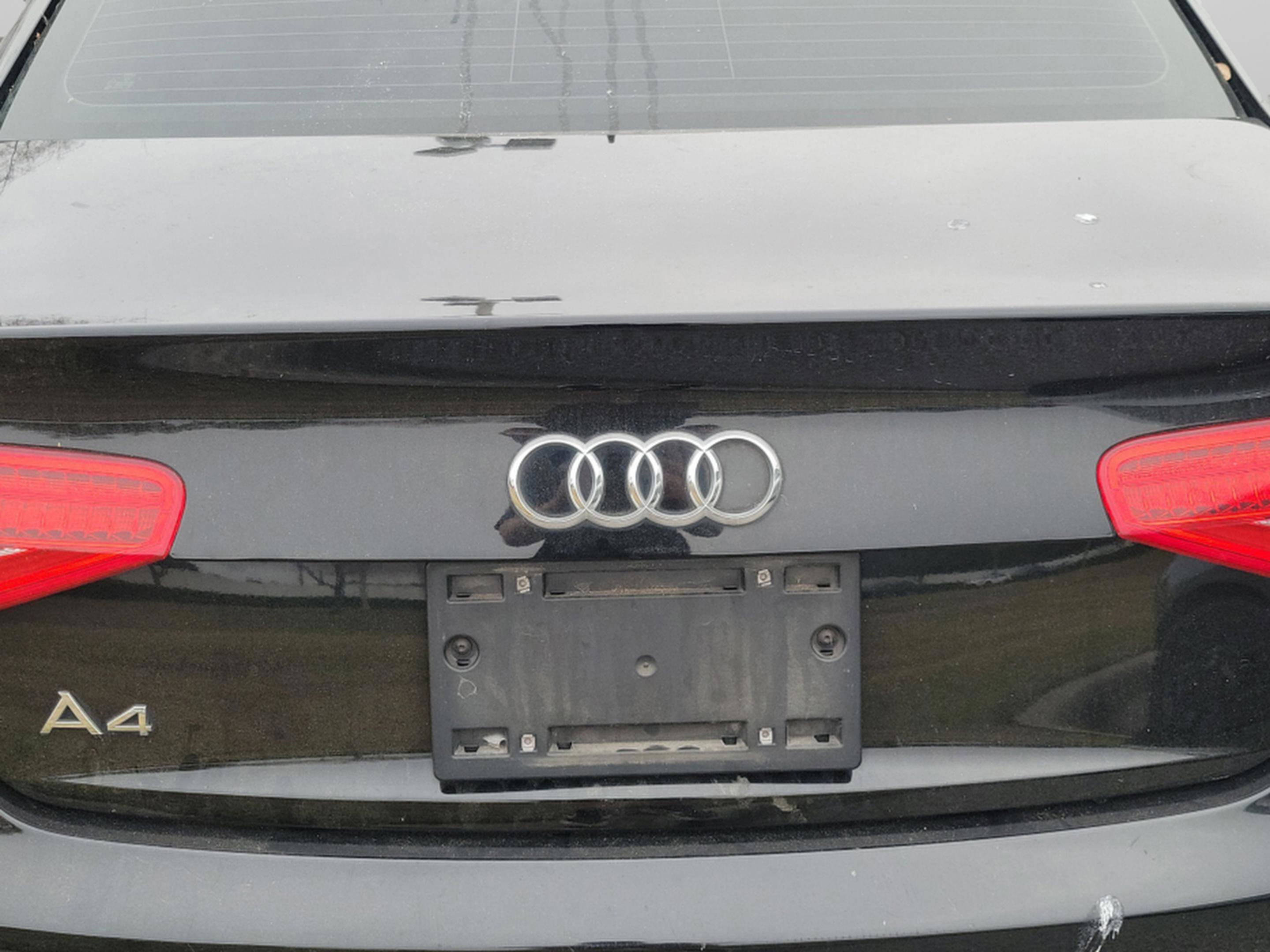 Used 2015 Audi A4 2.0T Premium image 12