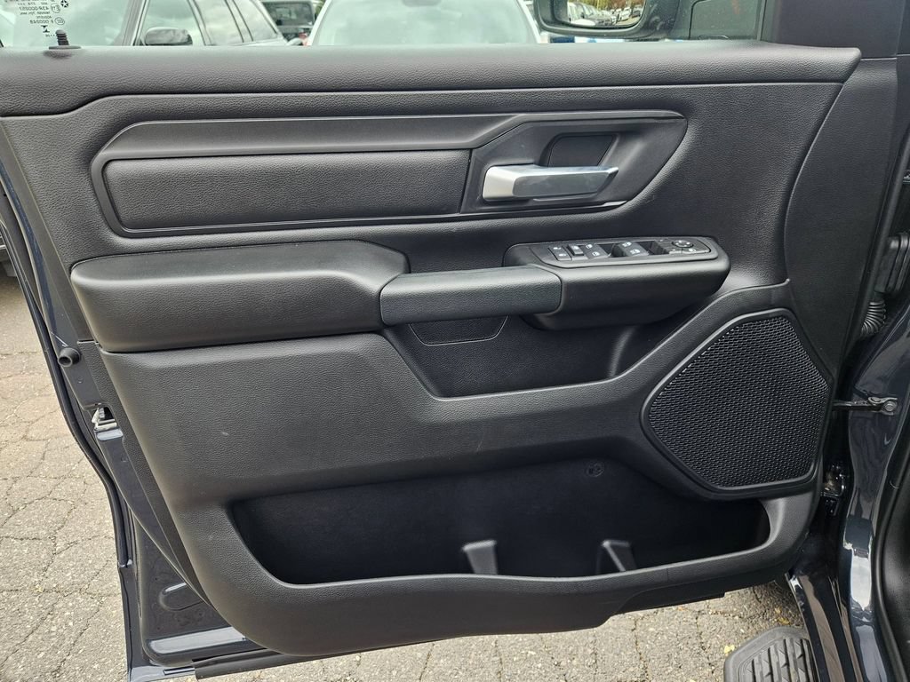New 2026 RAM 1500 Express AWD/4WD image 11