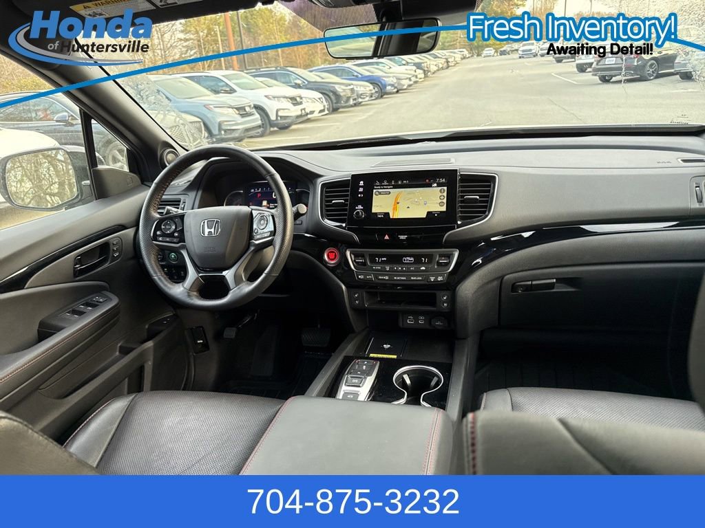 Used 2024 Honda Passport Black Edition image 15