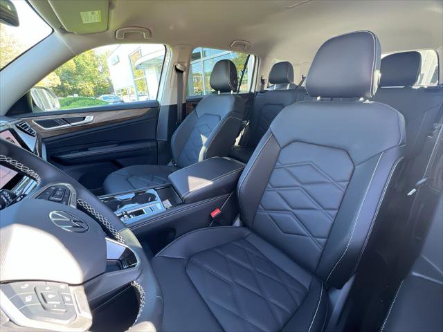 New 2026 Volkswagen Atlas SE image 11