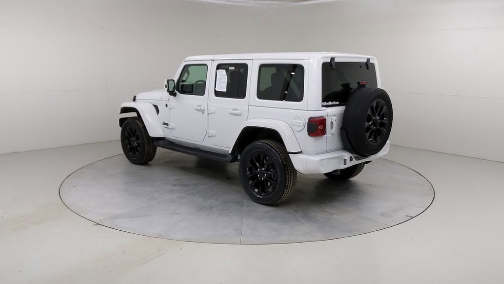 Used 2021 Jeep Wrangler Unlimited Sahara image 16