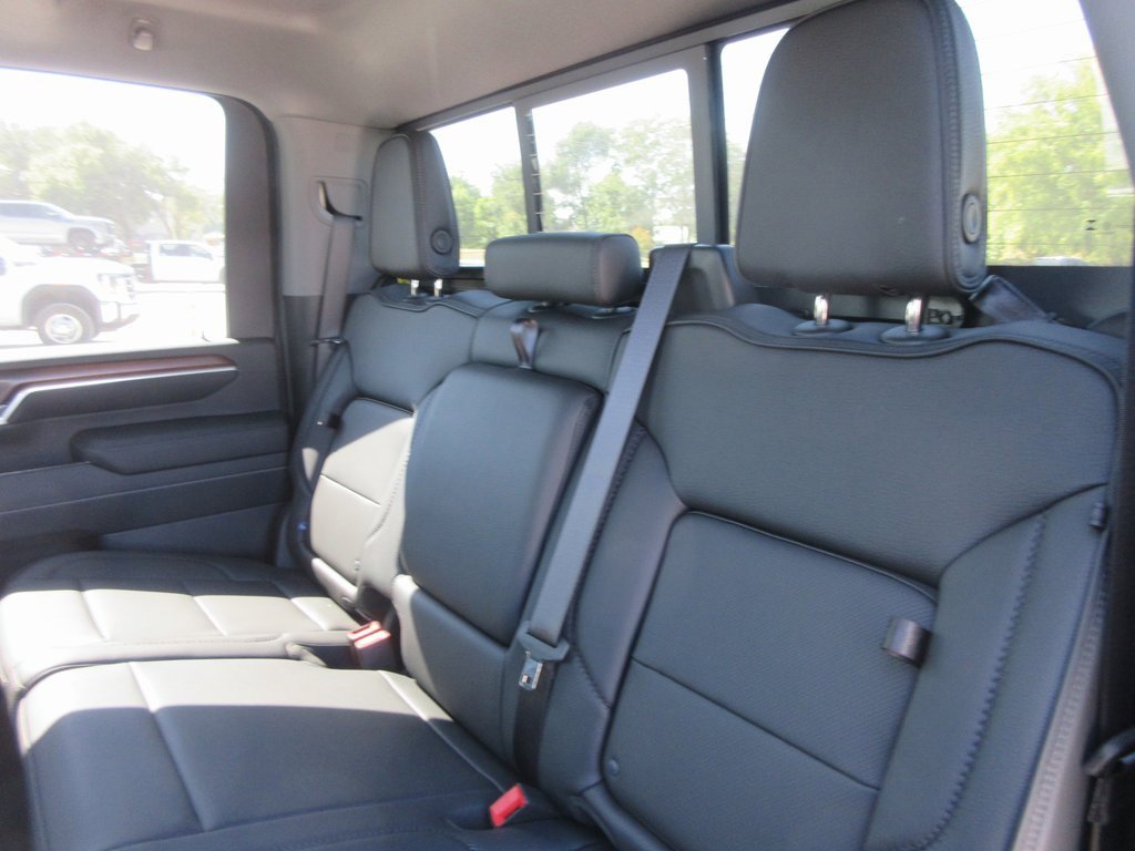 New 2026 GMC Sierra 2500 Denali w/ Denali Reserve Package image 15