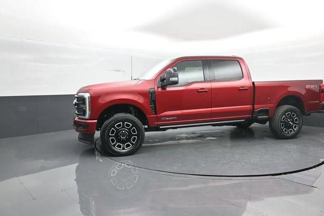 New 2026 Ford F350 Platinum w/ FX4 Off-Road Package AWD/4WD image 4