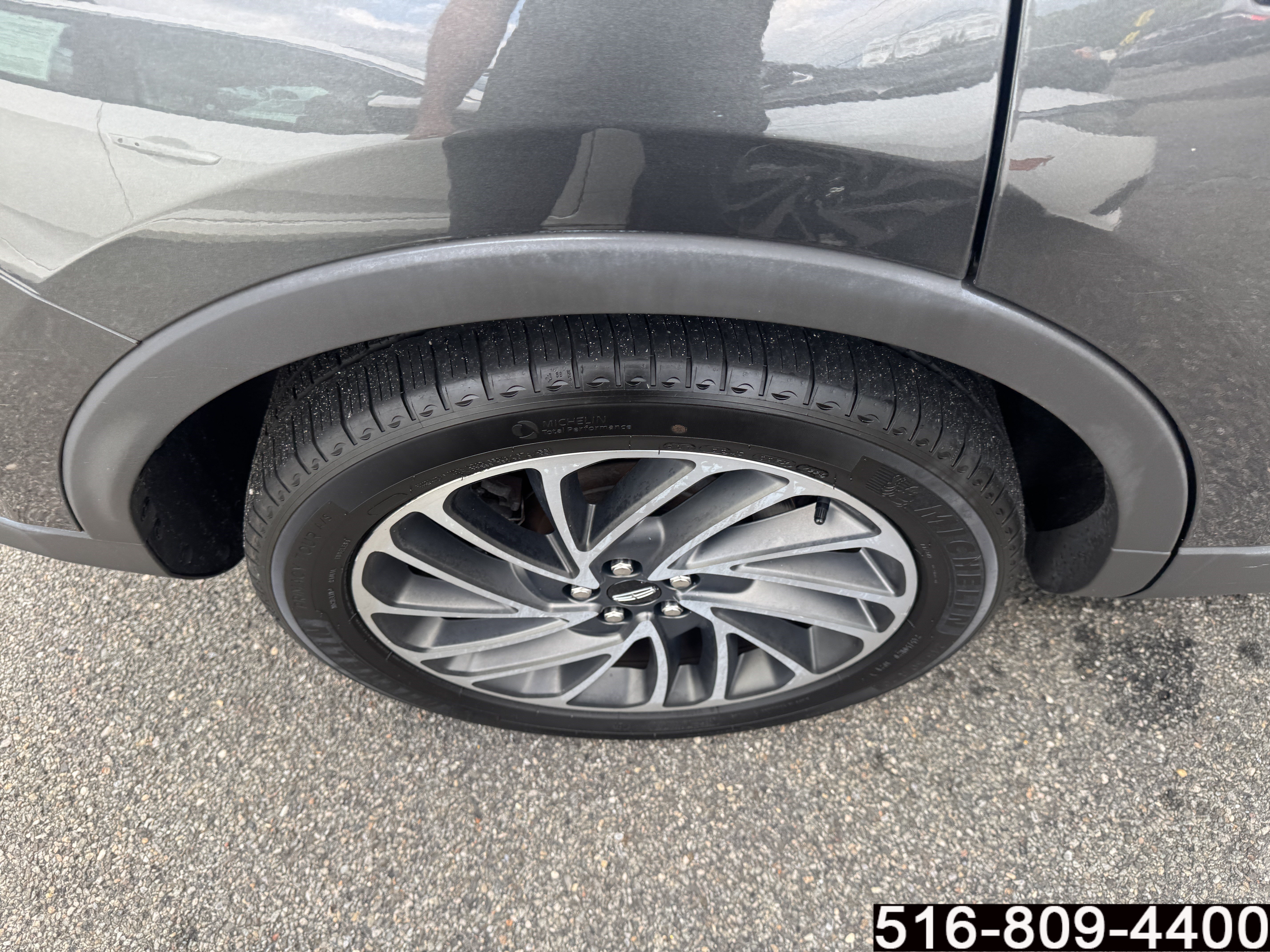 Used 2020 Lincoln Nautilus Reserve AWD/4WD image 12