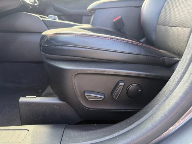Certified 2023 Ford Escape ST-Line Select w/ Tech Pack #2 AWD/4WD image 9