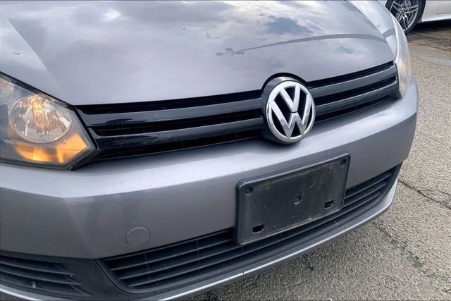 Used 2012 Volkswagen Golf 4-Door image 6