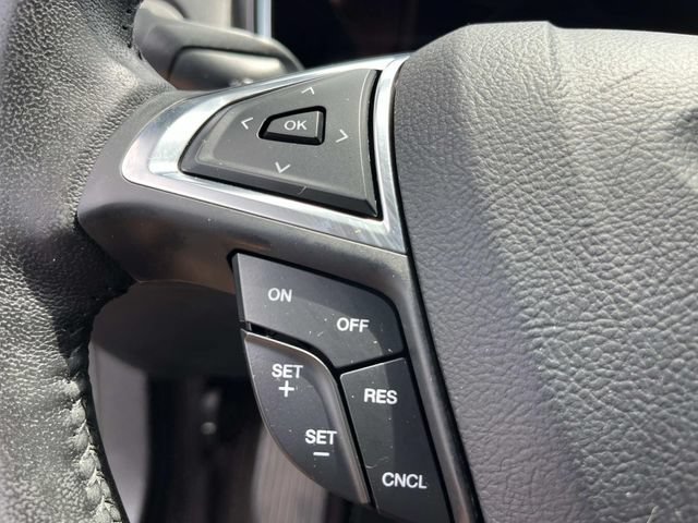 Used 2017 Ford Fusion SE w/ Fusion SE Technology Package FWD image 31