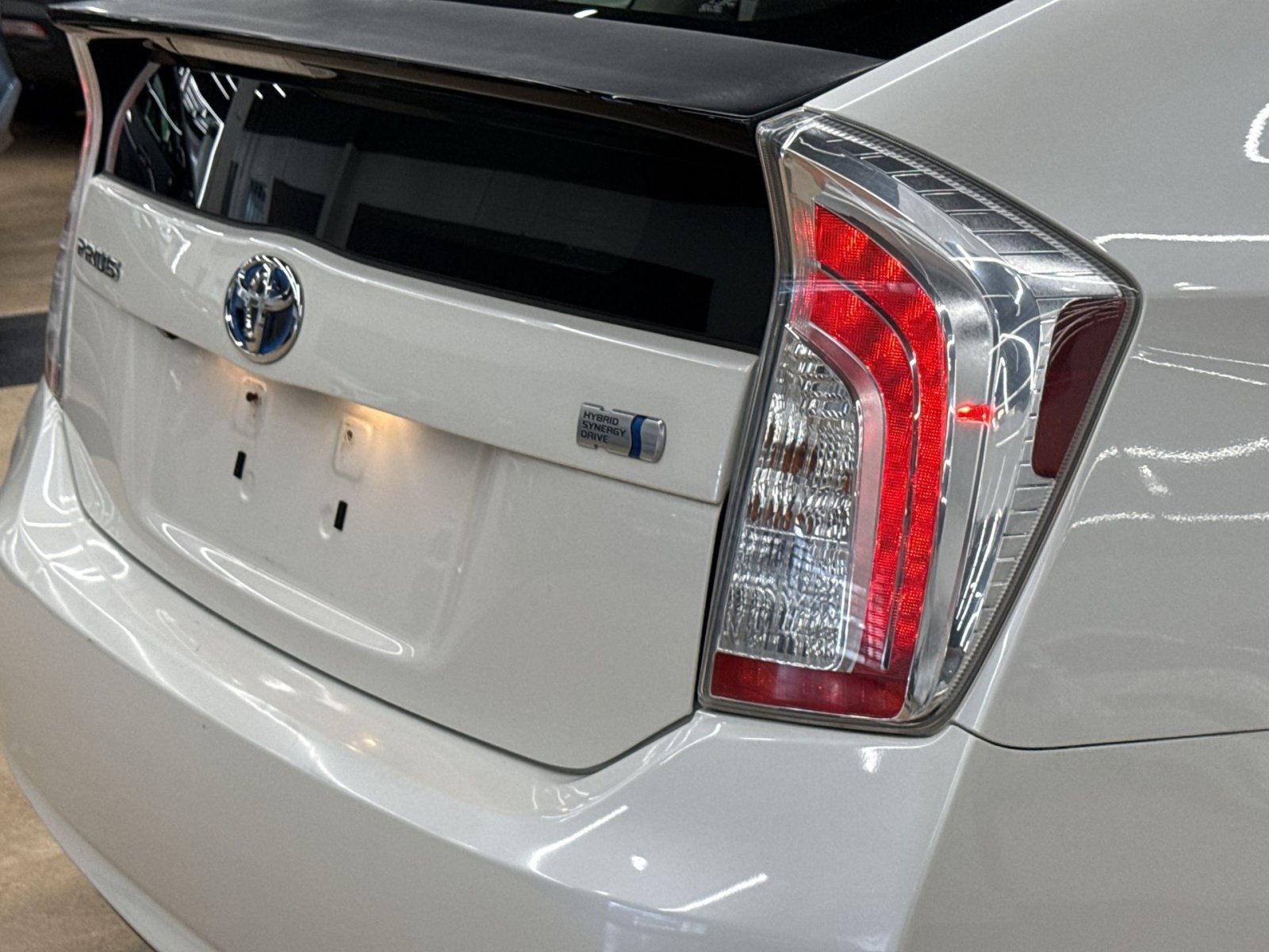 Used 2013 Toyota Prius Three FWD image 29