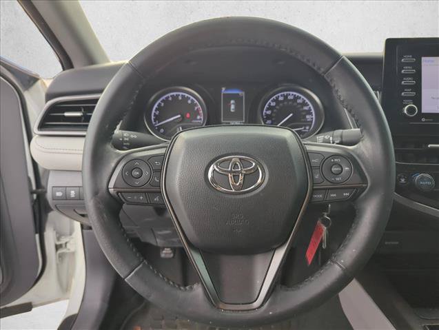 Used 2023 Toyota Camry SE FWD image 13