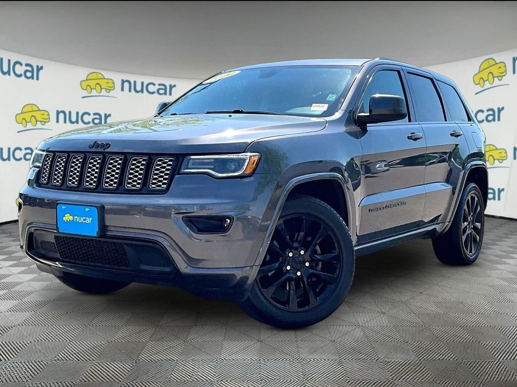 Used 2020 Jeep Grand Cherokee Altitude AWD/4WD image 3