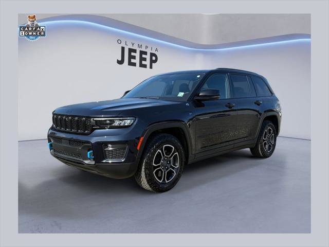 Certified 2022 Jeep Grand Cherokee Trailhawk w/ Advanced Protech Group II