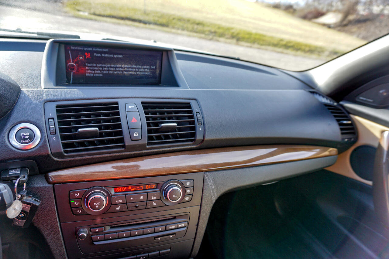 Used 2012 BMW 128i Convertible image 16