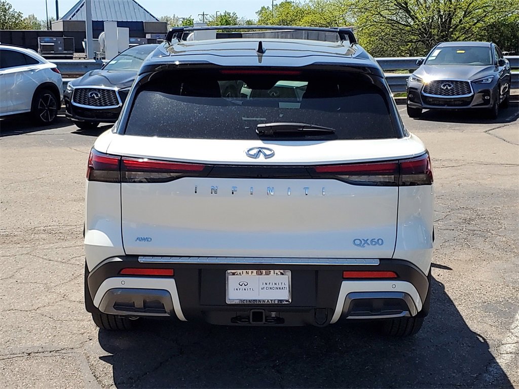 Certified 2025 INFINITI QX60 Autograph w/ Cargo Package image 3